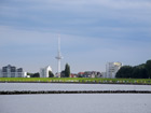 Grimmershörner Bucht mit Fernsehturm von Cuxhaven. 